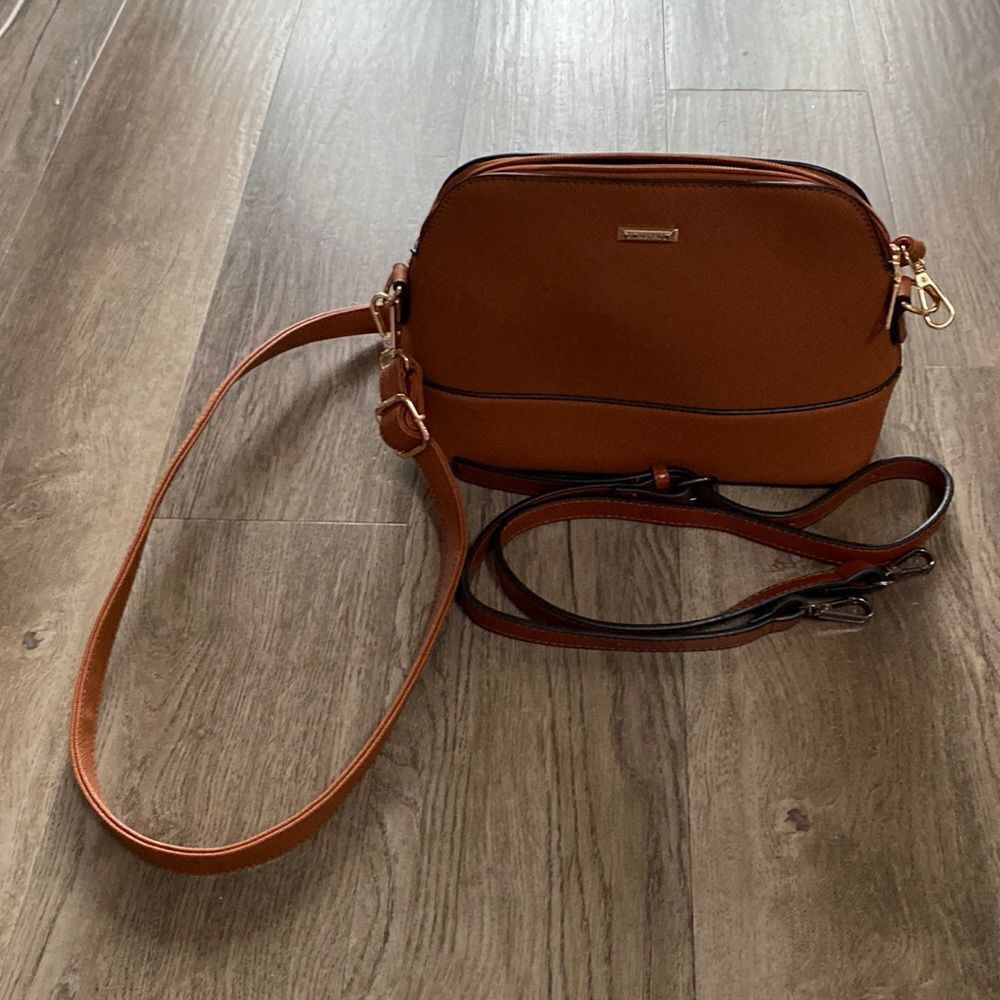 NWOT Elim & Paul Brown Crossbody Purse with Extra Strap
